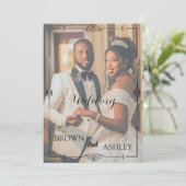 Minimalist Full Photo Wedding | Elegant Editorial Einladung (Stehend Vorderseite)