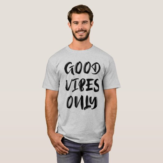 Minimalist "Good Vibes Only" Graphic Design T-Shirt (Vorne ganz)