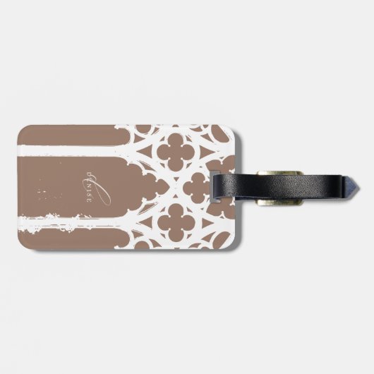 Minimalist Gothic Window Calligraphy Mocha Brown Gepäckanhänger (Rückseite horizontal)