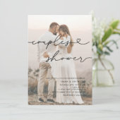 Minimalist Handwritten Heart Couples Shower Einladung (Stehend Vorderseite)