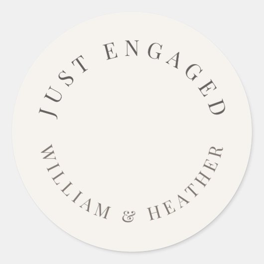 Minimalist ‘Just Engaged’ Sticker | Warm White (Vorderseite)