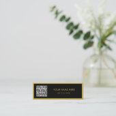 Minimalist M Gold Black Script QR White Telefonnummerkarte (Stehend Vorderseite)