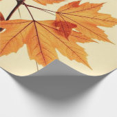 Minimalist Maple Leaves Art – Botanical Print Geschenkpapier (Ecke)