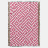 Minimalist Maze Fill Pink Pattern Decke (Vorderseite Vertikal)