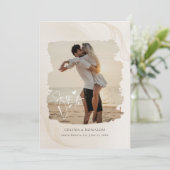 Minimalist Modern Boho Brushstroke Photos Wedding Einladung (Stehend Vorderseite)