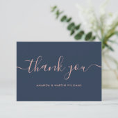 Minimalist Modern Navy Blush Script Thank You Card Dankeskarte (Stehend Vorderseite)