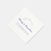 Minimalist Modern Typography Fun Fact Wedding Serviette (Ecke)