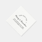Minimalist Modern Typography Fun Fact Wedding Serviette (Ecke)