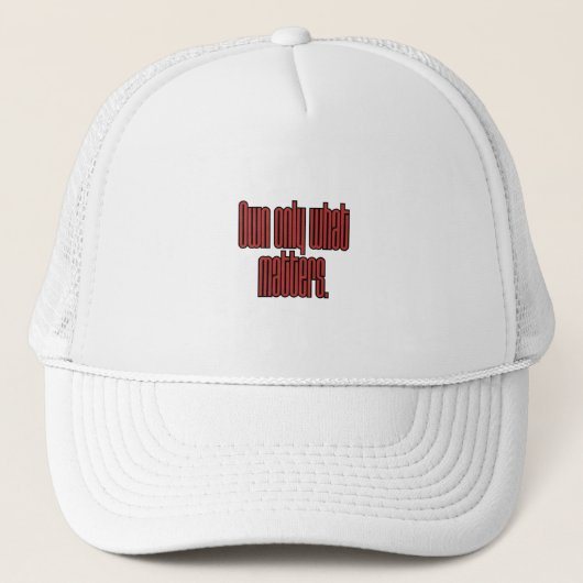 Minimalist Motivational Quote Baseball Cap — Moder Truckerkappe (Vorderseite)