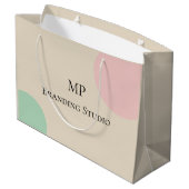 Minimalist Pastel Branding Design Große Geschenktüte (Rückseite Schrägansicht)