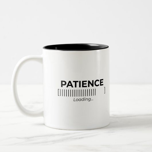 Minimalist Patience Loading Typography Bar  Zweifarbige Tasse (Links)