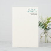 Minimalist Plain Blue & White Modern Briefpapier (Stehend Vorderseite)
