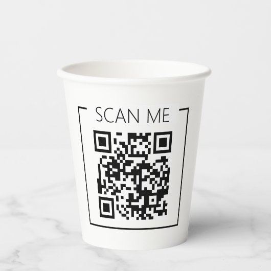 Minimalist QR Code Scan Me Business Pappbecher (Vorderseite)