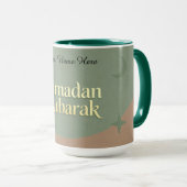 Minimalist Ramadan Mubarak | Gold & Sage Tasse (VorderseiteRechts)
