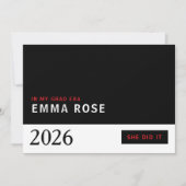 Minimalist Red Black Grad Era class of 2026 Einladung (Vorderseite)
