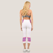 Minimalist Retro Stripes, Pink Purple White Capri Leggings (Rückseite)