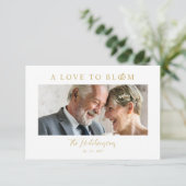 Minimalist Romantic Wedding Anniversary in Gold RSVP Karte (Stehend Vorderseite)
