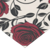 Minimalist Roses In Black And Deep Red On A Cream  Tischdecke (Schrägansicht)