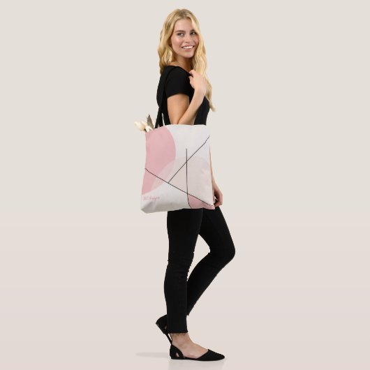 Minimalist Sakura – Chic & Customizable Tote Bag Tasche (Am Model)