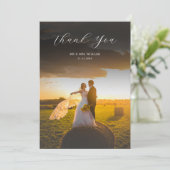 Minimalist Simple Script with Wedding Photo Dankeskarte (Stehend Vorderseite)