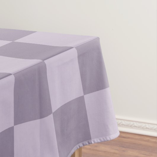 Minimalist Soft Lavender Checkerboard Pattern  Tischdecke (Beispiel)