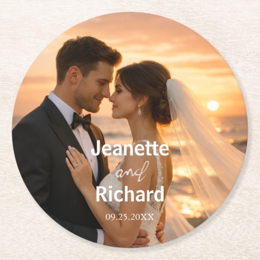Minimalist Sunset Beach Romantic Wedding Vows  Runder Pappuntersetzer (Vorderseite)