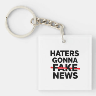 Minimalist T-Shirt Design with "Haters Gonna Fake Schlüsselanhänger