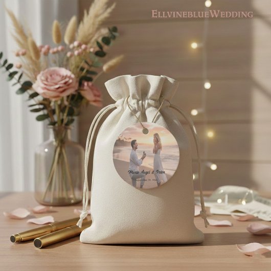 Minimalist Typography Photo Wedding Round Geschenkanhänger