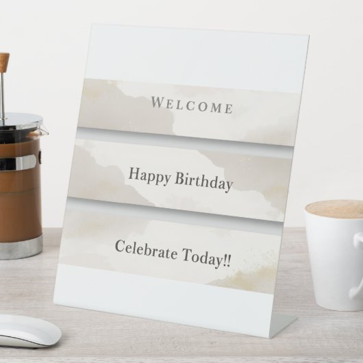 Minimalist Welcome & Celebration Banner | Modern Sockelschild (In Situ)