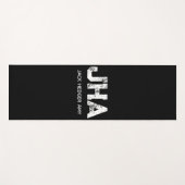 MINIMALIST WHITE THREE LETTER MONOGRAM NAME BLACK YOGAMATTE (Vorderseite (Horizontal))