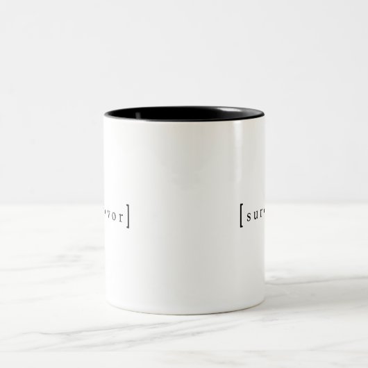 minimalistic Wörterbuchaussprache Zweifarbige Tasse (Mittel)