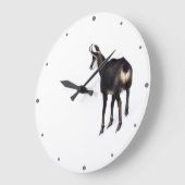 Minimalistisch Alpinistisches Gämse Bergziege auf Große Wanduhr (Winkel)