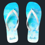 Minimalistisch Aqua Blue Gradient Etwas Blue Bridg Badesandalen<br><div class="desc">Diese Minimalistischen Aqua Blue Gradient Etwas Blue Bride Flip Flops werden Ihrem Hochzeitstag, Junggeselinnen-Abschied oder anderen Feiern eine stilvolle Glamenfülle hinzufügen. Strich Anpassen Sie es mit Ihrer Formulierung durch die Vorlagenfelder. Wenn Sie gewollt haben, um den Stil, die Farbe oder die Textplatzierung des Schriftartes zu ändern, klicken Sie einfach auf...</div>