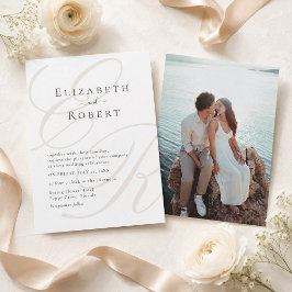 Minimalistisch Beige Monogram Couple Foto Wedding Einladung