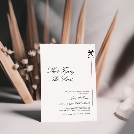 Minimalistisch bindet sie das Brautparty des Knote Einladung