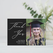 Minimalistisch Black Elegant Script GRAD Vielen Da Einladung (Stehend Vorderseite)