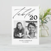 Minimalistisch Black Wedding Tischnummer Zwei Bild (Stehend Vorderseite)