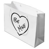 Minimalistisch Black & White Be Mine Personalisier Große Geschenktüte (Rückseite Schrägansicht)