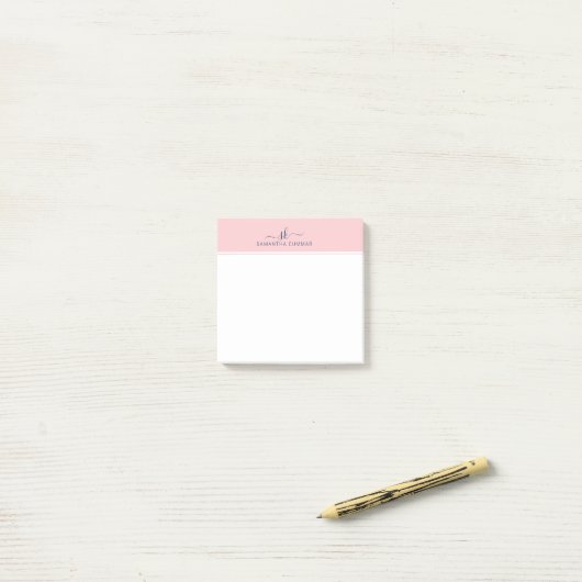 Minimalistisch blassrosa Modernes Monogramm Post-it Klebezettel (Auf Schreibtisch)