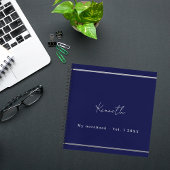 Minimalistisch: Blaues Namensskript Notizblock