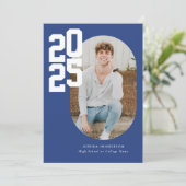 Minimalistisch Blue 2025 Foto Abschluss Ankündigung (Stehend Vorderseite)