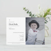 Minimalistisch Blue Boy Foto Erste Heilige Kommune Einladung (Stehend Vorderseite)