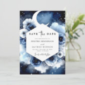 Minimalistisch Blue Moonlit Wedding Save The Date (Stehend Vorderseite)