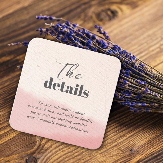 Minimalistisch Blush Bloom Bold Script QR Code Wed Begleitkarte