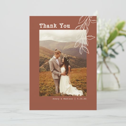 Minimalistisch Boho Burnt Orange Schreibwriter Wed Dankeskarte (Stehend Vorderseite)