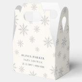 Minimalistisch Boho Winter Snowflake Babydusche Geschenkschachtel (Geöffnet)