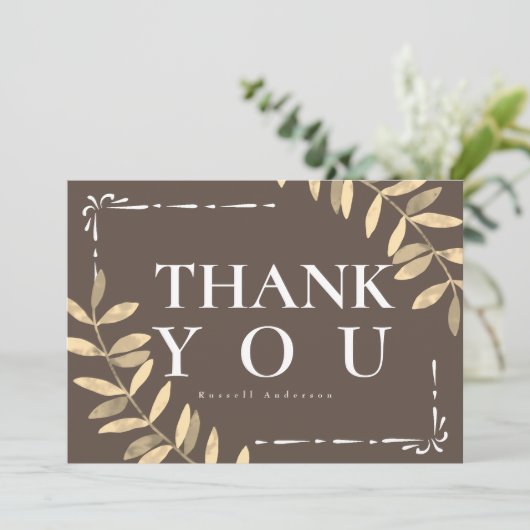 Minimalistisch Brown Dankeskarte (Stehend Vorderseite)