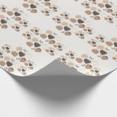 Minimalistisch Brown Hearts Blumenmuster Geschenkpapier (Ecke)