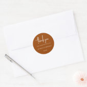 Minimalistisch Burnt Orange Wedding Runder Aufkleber (Umschlag)