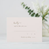 Minimalistisch Chic Gold Blush Einfache Hochzeit RSVP Karte (Stehend Vorderseite)